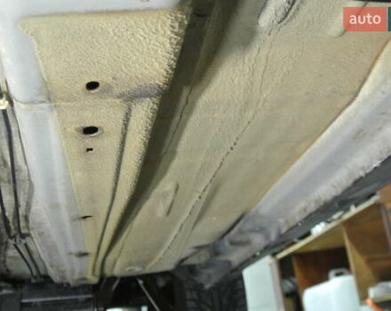 Серый Ленд Ровер Фрилендер, объемом двигателя 2.2 л и пробегом 149 тыс. км за 13500 $, фото 60 на Automoto.ua