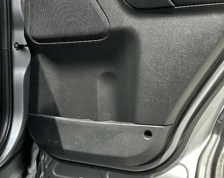 Сірий Ленд Ровер Freelander, об'ємом двигуна 2 л та пробігом 277 тис. км за 10500 $, фото 14 на Automoto.ua