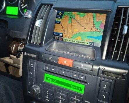 Серый Ленд Ровер Фрилендер, объемом двигателя 3.2 л и пробегом 198 тыс. км за 15500 $, фото 6 на Automoto.ua