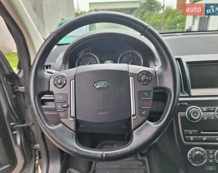 Ленд Ровер Freelander 2013 у Чернівцях на Automoto.ua Сірий Ленд Ровер Freelander, об'ємом двигуна 2.18 л та пробігом 275 тис. км за 14900 $, фото 7 на Automoto.ua