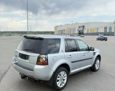 Серый Ленд Ровер Фрилендер, объемом двигателя 0 л и пробегом 239 тыс. км за 11700 $, фото 4 на Automoto.ua