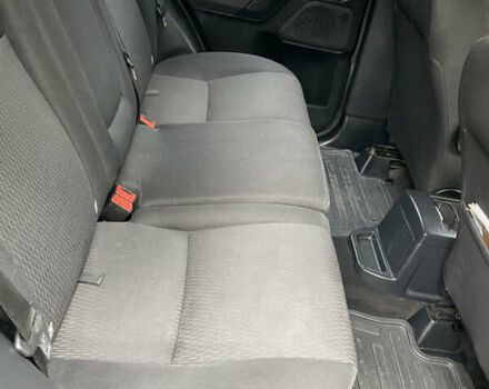 Серый Ленд Ровер Фрилендер, объемом двигателя 2.2 л и пробегом 295 тыс. км за 14200 $, фото 15 на Automoto.ua