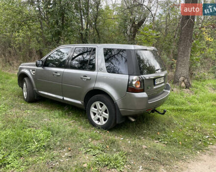 Серый Ленд Ровер Фрилендер, объемом двигателя 2.2 л и пробегом 295 тыс. км за 14200 $, фото 4 на Automoto.ua