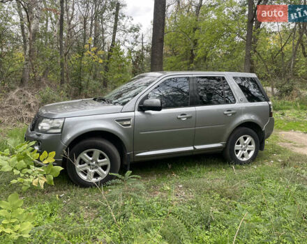Серый Ленд Ровер Фрилендер, объемом двигателя 2.2 л и пробегом 295 тыс. км за 14200 $, фото 5 на Automoto.ua