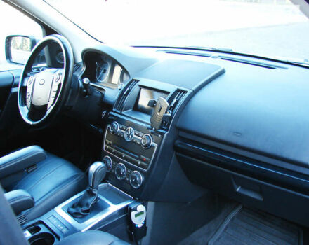 Серый Ленд Ровер Фрилендер, объемом двигателя 2.2 л и пробегом 214 тыс. км за 14000 $, фото 25 на Automoto.ua