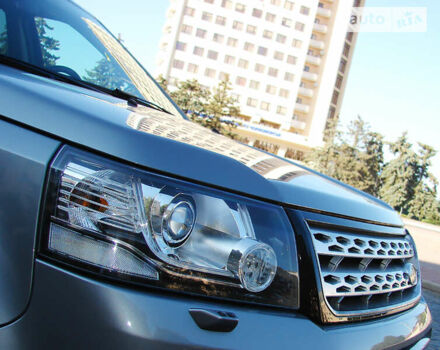 Серый Ленд Ровер Фрилендер, объемом двигателя 2.2 л и пробегом 214 тыс. км за 14000 $, фото 3 на Automoto.ua