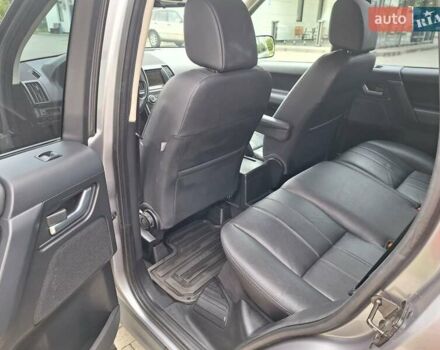 Ленд Ровер Freelander 2013 у Чернівцях на Automoto.ua Сірий Ленд Ровер Freelander, об'ємом двигуна 2.18 л та пробігом 275 тис. км за 14900 $, фото 3 на Automoto.ua