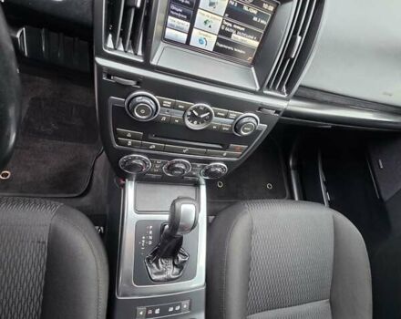 Сірий Ленд Ровер Freelander, об'ємом двигуна 2.18 л та пробігом 239 тис. км за 13600 $, фото 17 на Automoto.ua