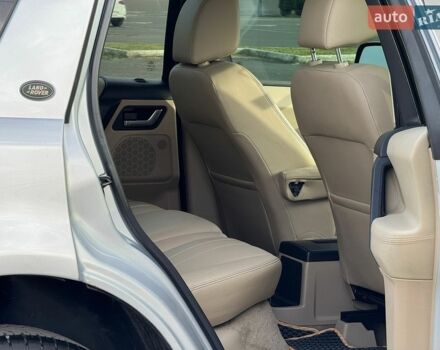 Сірий Ленд Ровер Freelander, об'ємом двигуна 2 л та пробігом 143 тис. км за 12700 $, фото 29 на Automoto.ua