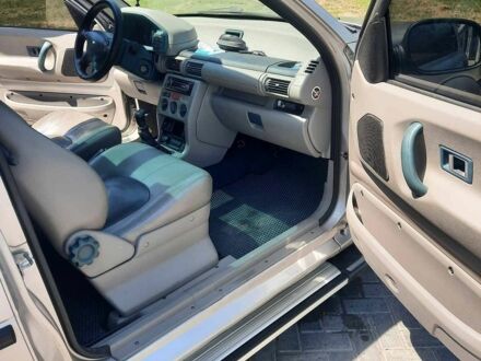 Сірий Ленд Ровер Freelander, об'ємом двигуна 1.8 л та пробігом 233 тис. км за 5500 $, фото 1 на Automoto.ua