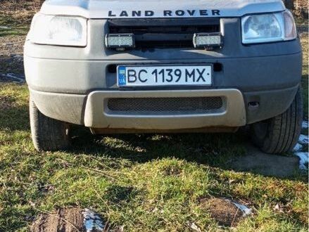 Ленд Ровер Фрилендер 2000 в Червонограде на Automoto.ua Серый Ленд Ровер Фрилендер, объемом двигателя 2 л и пробегом 200 тыс. км за 4800 $, фото 1 на Automoto.ua
