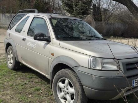 Сірий Ленд Ровер Freelander, об'ємом двигуна 2 л та пробігом 300 тис. км за 2600 $, фото 1 на Automoto.ua