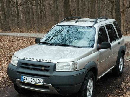 Ленд Ровер Freelander 2001 у Вінниці на Automoto.ua Сірий Ленд Ровер Freelander, об'ємом двигуна 2 л та пробігом 260 тис. км за 6200 $, фото 1 на Automoto.ua