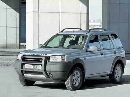 Ленд Ровер Фрилендер 2002 в Виннице на Automoto.ua Серый Ленд Ровер Фрилендер, объемом двигателя 2 л и пробегом 215 тыс. км за 5000 $, фото 1 на Automoto.ua