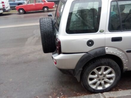 Серый Ленд Ровер Фрилендер, объемом двигателя 2 л и пробегом 280 тыс. км за 362 $, фото 1 на Automoto.ua