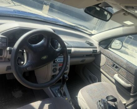 Синий Ленд Ровер Фрилендер, объемом двигателя 2 л и пробегом 300 тыс. км за 1600 $, фото 4 на Automoto.ua