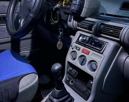 Синий Ленд Ровер Фрилендер, объемом двигателя 2 л и пробегом 272 тыс. км за 2500 $, фото 6 на Automoto.ua