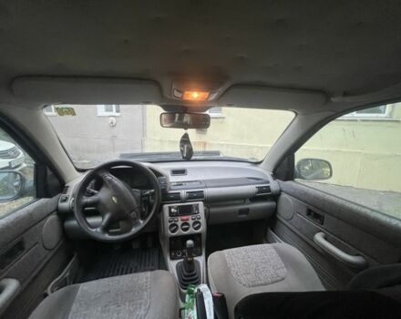 Синій Ленд Ровер Freelander, об'ємом двигуна 1.8 л та пробігом 173 тис. км за 3400 $, фото 4 на Automoto.ua