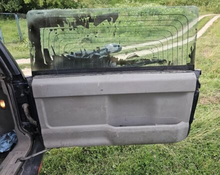 Синій Ленд Ровер Freelander, об'ємом двигуна 2 л та пробігом 350 тис. км за 1801 $, фото 9 на Automoto.ua