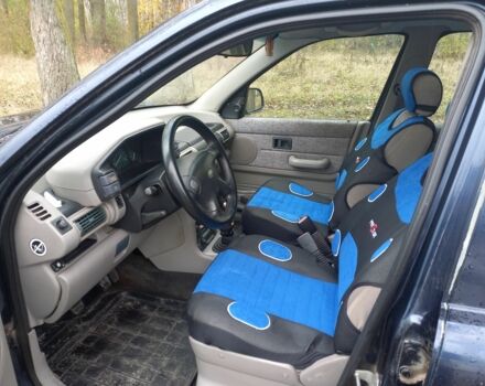 Ленд Ровер Фрилендер 2000 в Сумах на Automoto.ua Синий Ленд Ровер Фрилендер, объемом двигателя 1.8 л и пробегом 170 тыс. км за 3250 $, фото 3 на Automoto.ua