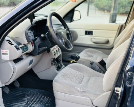 Синий Ленд Ровер Фрилендер, объемом двигателя 2.2 л и пробегом 250 тыс. км за 3419 $, фото 10 на Automoto.ua