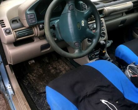 Синий Ленд Ровер Фрилендер, объемом двигателя 2 л и пробегом 307 тыс. км за 2500 $, фото 3 на Automoto.ua