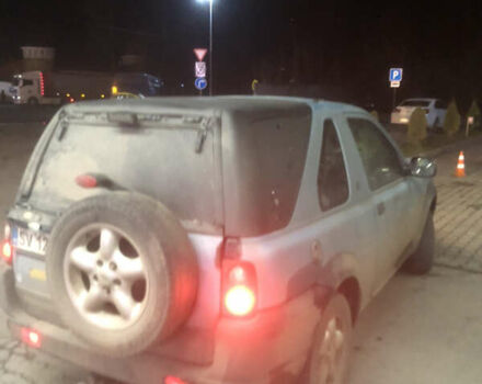 Синий Ленд Ровер Фрилендер, объемом двигателя 2 л и пробегом 308 тыс. км за 2500 $, фото 7 на Automoto.ua