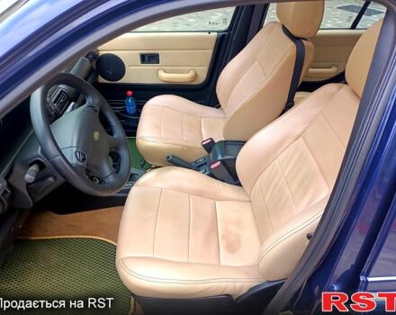 Синій Ленд Ровер Freelander, об'ємом двигуна 2.5 л та пробігом 281 тис. км за 4700 $, фото 8 на Automoto.ua