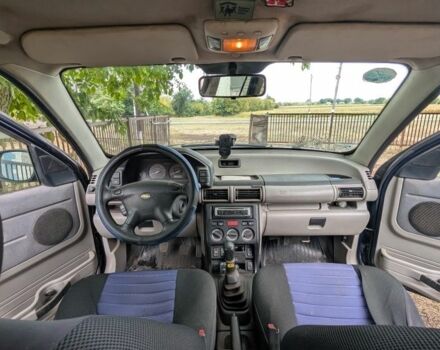 Синий Ленд Ровер Фрилендер, объемом двигателя 2 л и пробегом 255 тыс. км за 3200 $, фото 7 на Automoto.ua