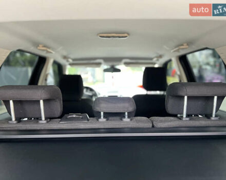 Синий Ленд Ровер Фрилендер, объемом двигателя 2.2 л и пробегом 249 тыс. км за 9100 $, фото 27 на Automoto.ua