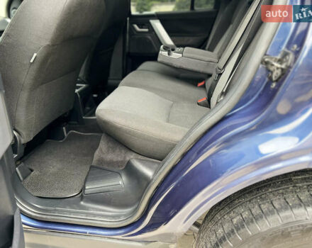 Синий Ленд Ровер Фрилендер, объемом двигателя 2.2 л и пробегом 249 тыс. км за 9100 $, фото 33 на Automoto.ua