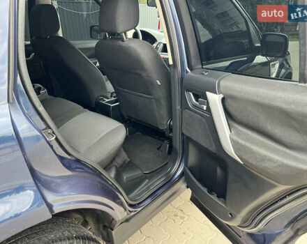 Синий Ленд Ровер Фрилендер, объемом двигателя 2.2 л и пробегом 249 тыс. км за 9100 $, фото 36 на Automoto.ua