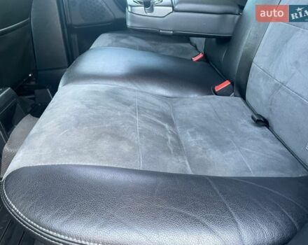 Синий Ленд Ровер Фрилендер, объемом двигателя 2.18 л и пробегом 240 тыс. км за 13300 $, фото 17 на Automoto.ua