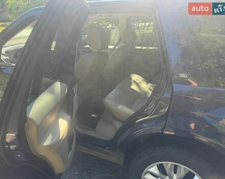 Синій Ленд Ровер Freelander, об'ємом двигуна 2 л та пробігом 142 тис. км за 7400 $, фото 6 на Automoto.ua