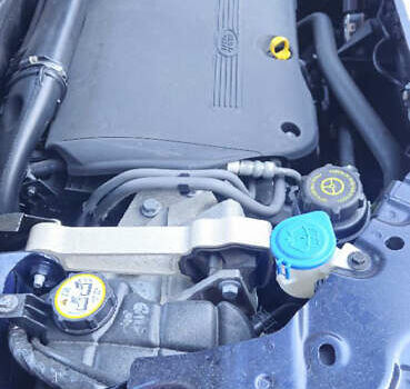 Синий Ленд Ровер Фрилендер, объемом двигателя 2.18 л и пробегом 201 тыс. км за 14500 $, фото 8 на Automoto.ua