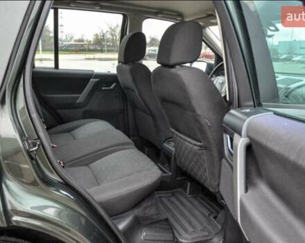 Зеленый Ленд Ровер Фрилендер, объемом двигателя 2.2 л и пробегом 242 тыс. км за 3533 $, фото 7 на Automoto.ua