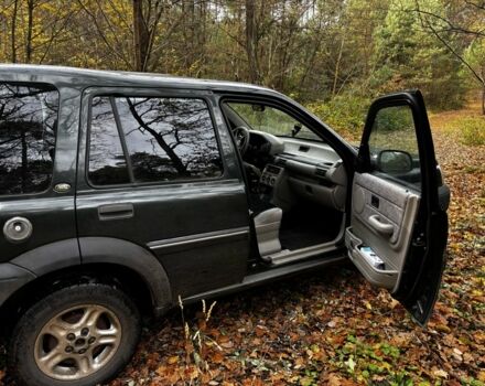 Зеленый Ленд Ровер Фрилендер, объемом двигателя 2 л и пробегом 3 тыс. км за 1551 $, фото 3 на Automoto.ua