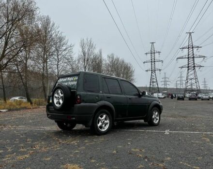 Зеленый Ленд Ровер Фрилендер, объемом двигателя 2 л и пробегом 888 тыс. км за 2200 $, фото 3 на Automoto.ua