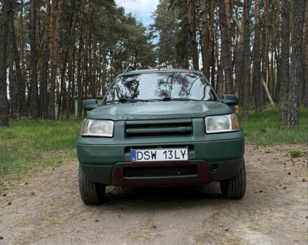 Зелений Ленд Ровер Freelander, об'ємом двигуна 2 л та пробігом 325 тис. км за 1537 $, фото 1 на Automoto.ua