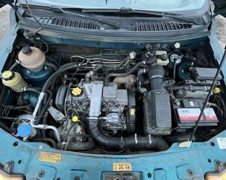 Зеленый Ленд Ровер Фрилендер, объемом двигателя 2 л и пробегом 320 тыс. км за 2300 $, фото 5 на Automoto.ua