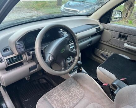 Зелений Ленд Ровер Freelander, об'ємом двигуна 2 л та пробігом 200 тис. км за 3000 $, фото 6 на Automoto.ua