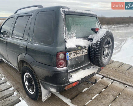 Зелений Ленд Ровер Freelander, об'ємом двигуна 1.99 л та пробігом 300 тис. км за 4250 $, фото 2 на Automoto.ua