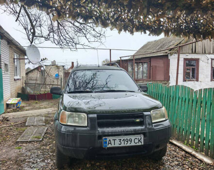 Зелений Ленд Ровер Freelander, об'ємом двигуна 1.99 л та пробігом 300 тис. км за 3750 $, фото 8 на Automoto.ua