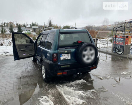 Зелений Ленд Ровер Freelander, об'ємом двигуна 2 л та пробігом 250 тис. км за 5500 $, фото 4 на Automoto.ua