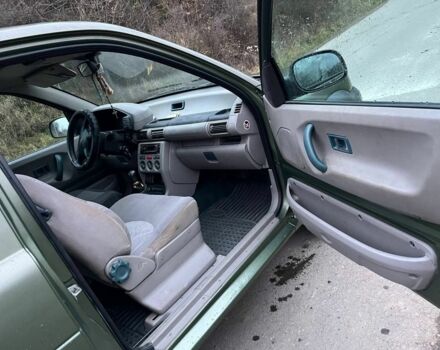 Зеленый Ленд Ровер Фрилендер, объемом двигателя 2 л и пробегом 240 тыс. км за 2300 $, фото 5 на Automoto.ua