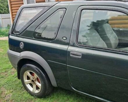 Зеленый Ленд Ровер Фрилендер, объемом двигателя 2 л и пробегом 220 тыс. км за 4400 $, фото 1 на Automoto.ua