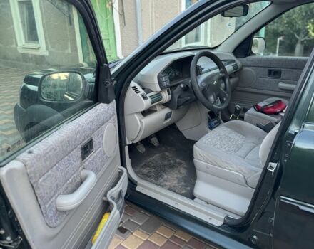 Зелений Ленд Ровер Freelander, об'ємом двигуна 2 л та пробігом 300 тис. км за 3000 $, фото 4 на Automoto.ua