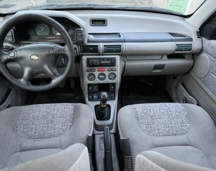 Зелений Ленд Ровер Freelander, об'ємом двигуна 2 л та пробігом 300 тис. км за 3000 $, фото 6 на Automoto.ua