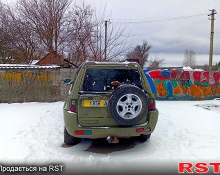 Зеленый Ленд Ровер Фрилендер, объемом двигателя 2 л и пробегом 220 тыс. км за 1800 $, фото 1 на Automoto.ua
