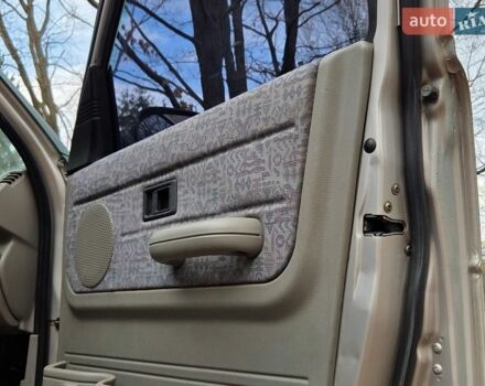 Зеленый Ленд Ровер Фрилендер, объемом двигателя 2 л и пробегом 300 тыс. км за 2200 $, фото 8 на Automoto.ua